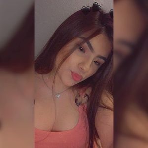 Meet your Posher, Aly